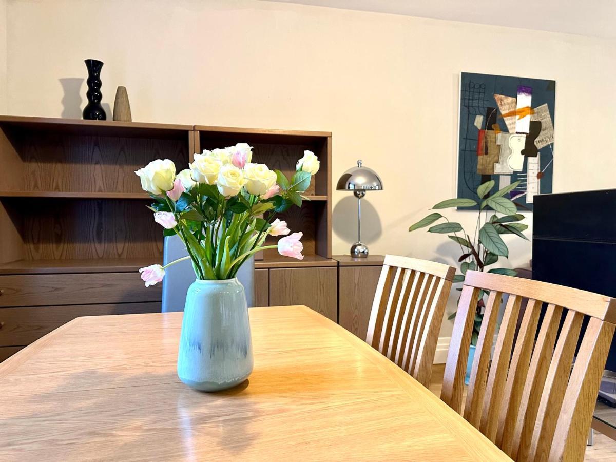 Desirable 2 Bedroom Apartment In Bicester That Sleeps 5 Buitenkant foto