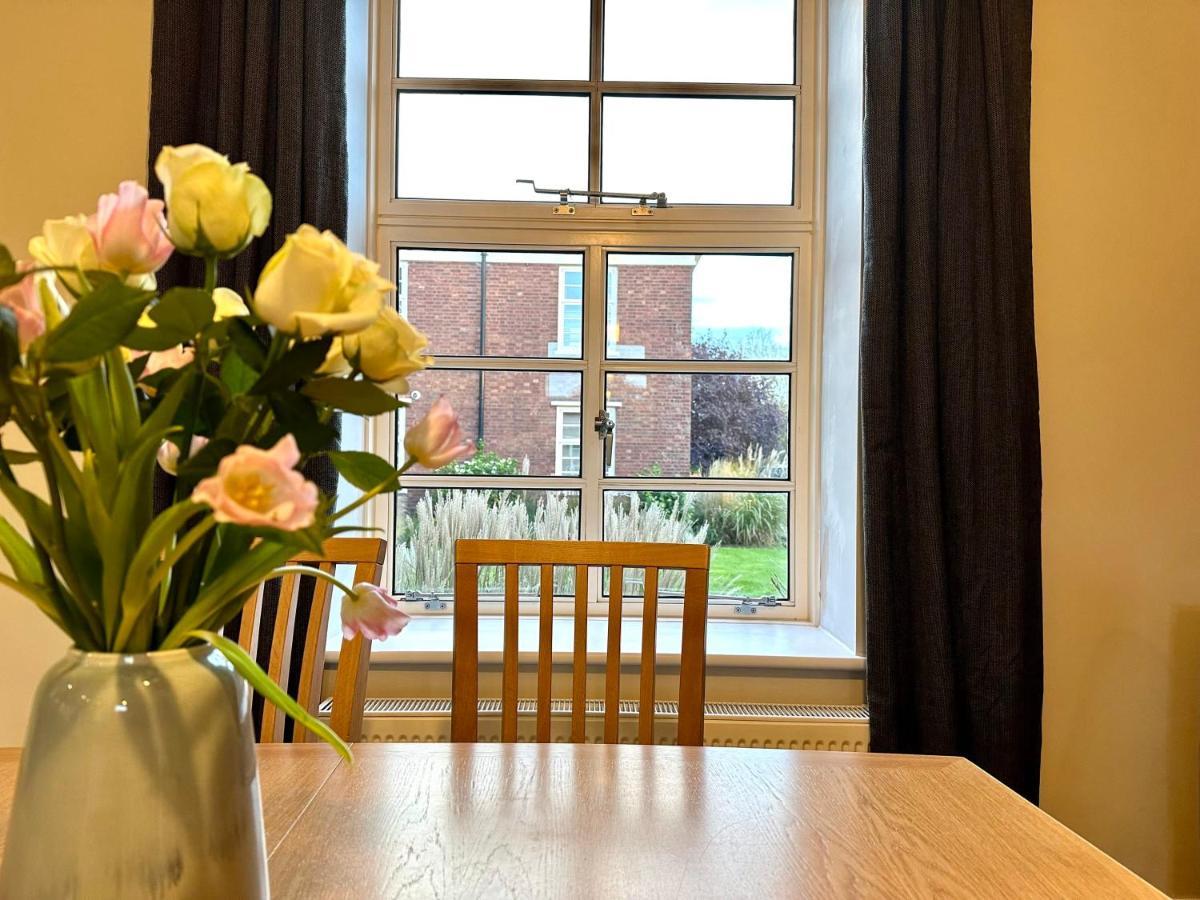 Desirable 2 Bedroom Apartment In Bicester That Sleeps 5 Buitenkant foto
